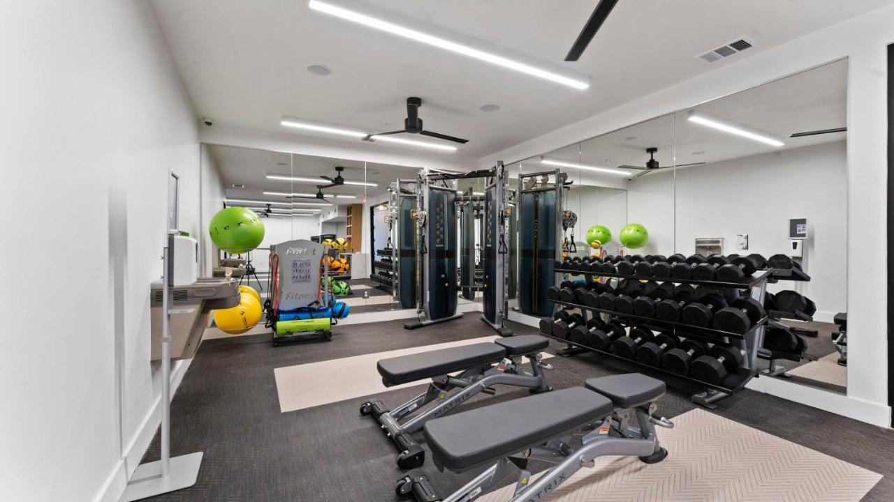 Luxury Central Apts - Free Parking, Gym, Fast Wifi Leilighet Austin Eksteriør bilde