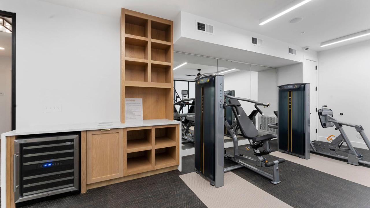 Luxury Central Apts - Free Parking, Gym, Fast Wifi Leilighet Austin Eksteriør bilde