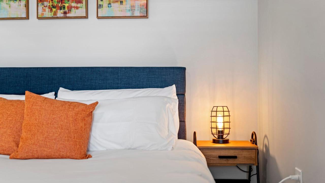 Luxury Central Apts - Free Parking, Gym, Fast Wifi Leilighet Austin Eksteriør bilde