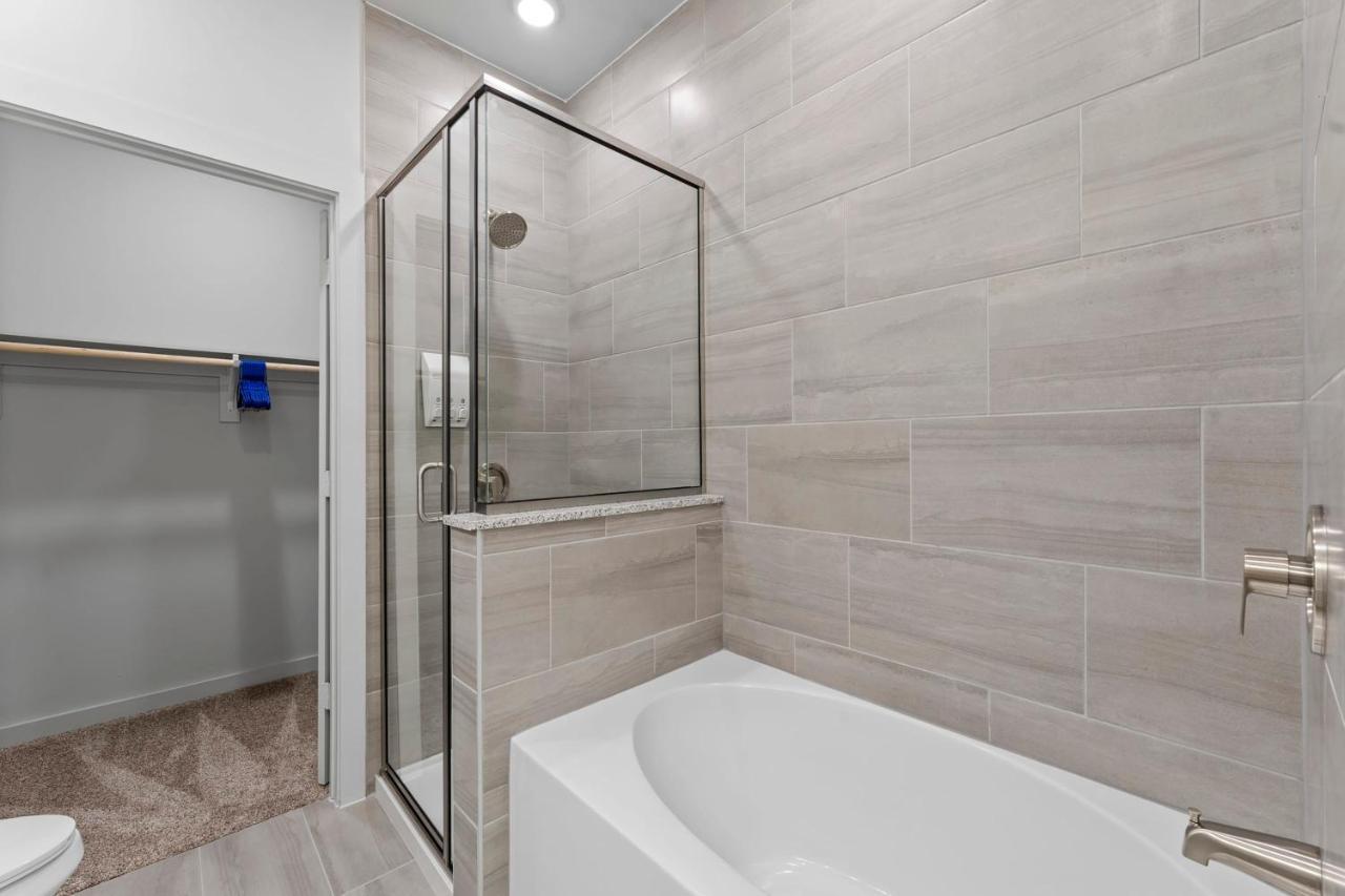Luxury Central Apts - Free Parking, Gym, Fast Wifi Leilighet Austin Eksteriør bilde