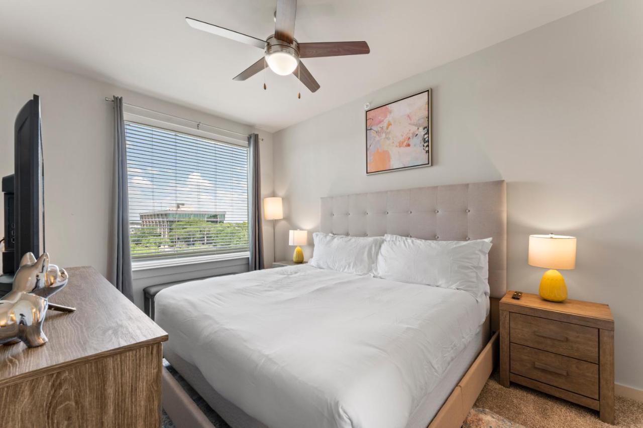 Luxury Central Apts - Free Parking, Gym, Fast Wifi Leilighet Austin Eksteriør bilde