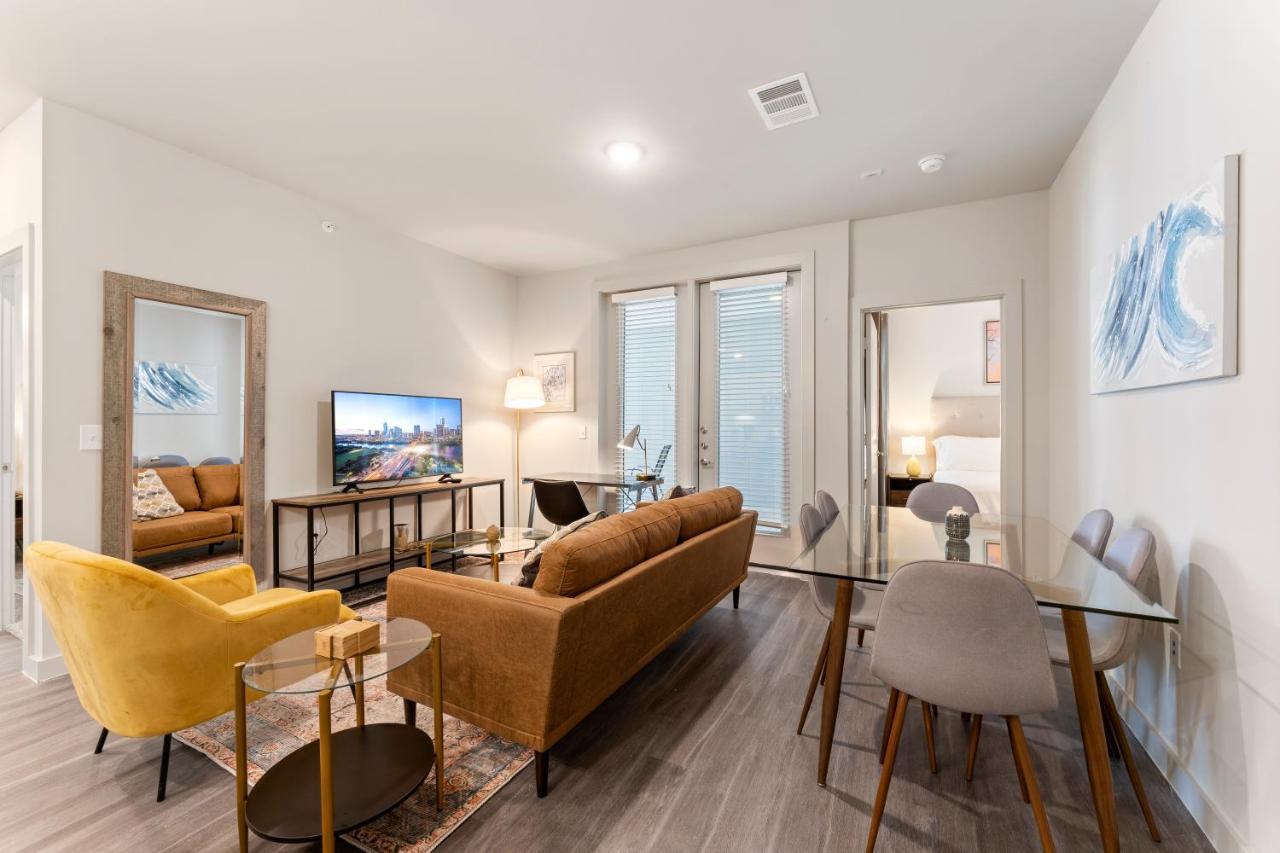 Luxury Central Apts - Free Parking, Gym, Fast Wifi Leilighet Austin Eksteriør bilde
