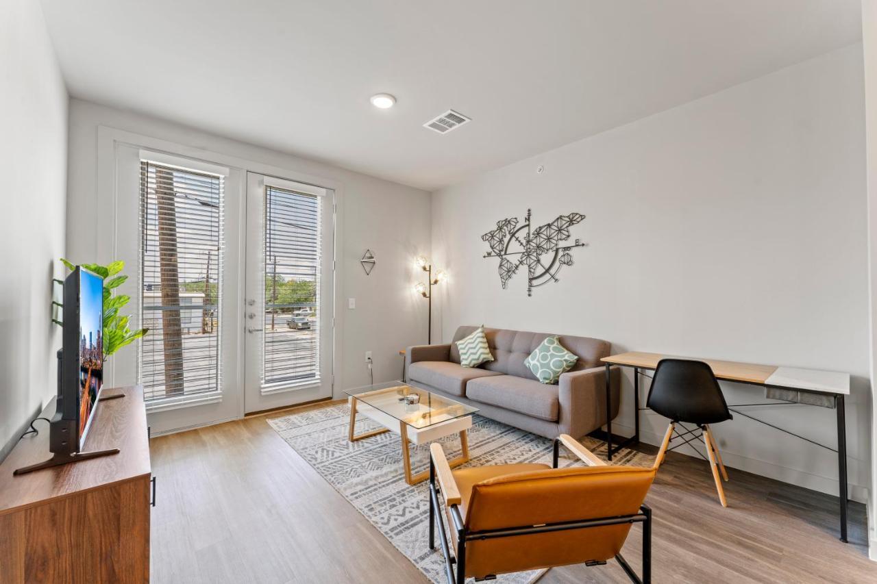 Luxury Central Apts - Free Parking, Gym, Fast Wifi Leilighet Austin Eksteriør bilde