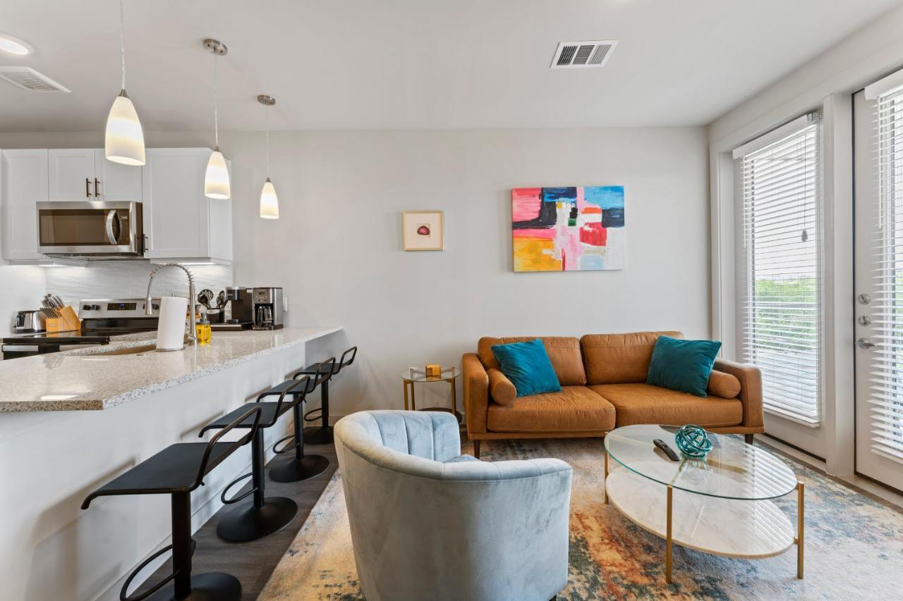Luxury Central Apts - Free Parking, Gym, Fast Wifi Leilighet Austin Eksteriør bilde